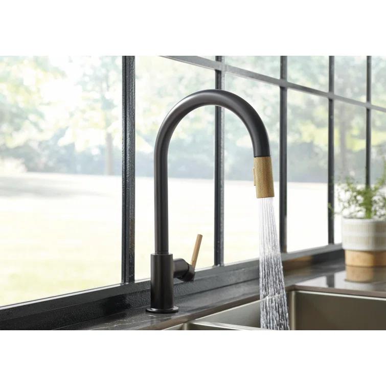 63043LF-PC Delta Kitchen Faucets and Accessories, Chrome