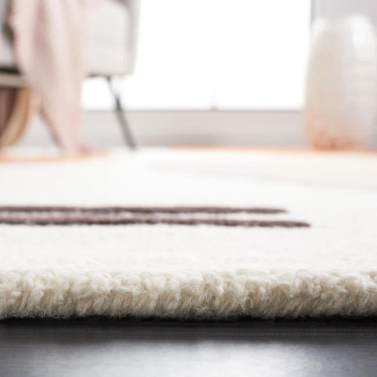 Rodeo Drive RD860 Hand Tufted Accent Rug - Ivory/Rust - 2'x3' - Safavieh.