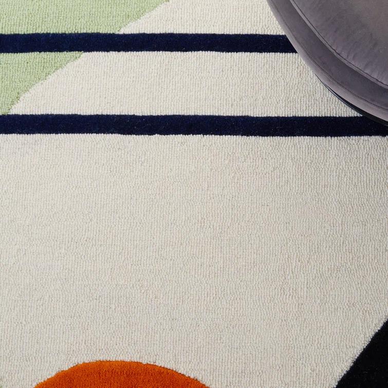 Rodeo Drive RD883 Hand Tufted Indoor Area Rug - 6'x9' - Green/Black - Safavieh