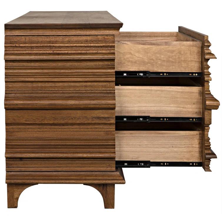 Lizbet Dresser