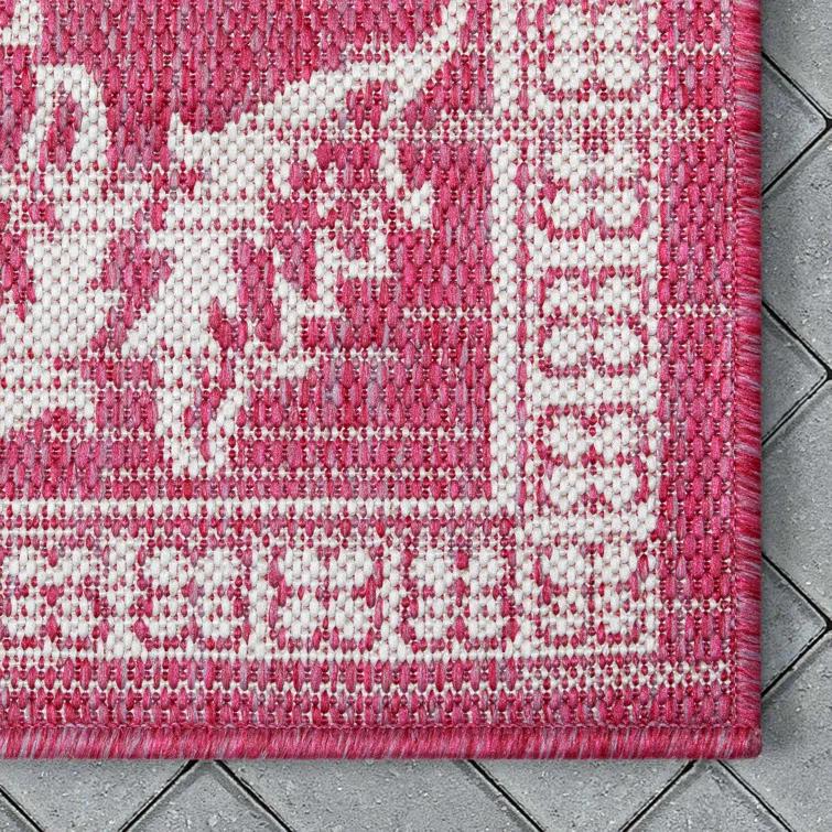 Lia Delphi Persian Oriental Fuchsia Indoor/Outdoor Area Rug