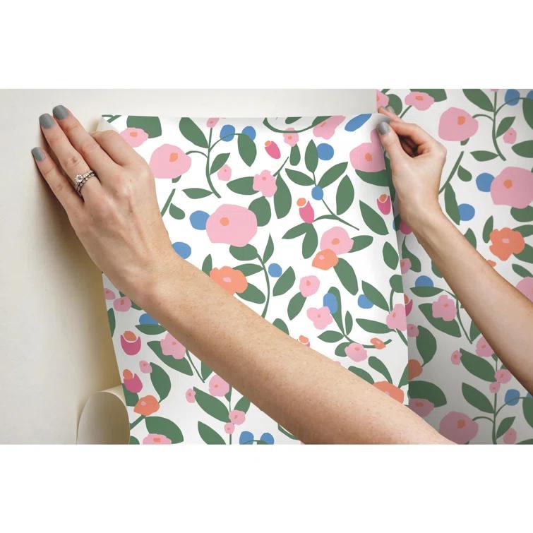 Kensington Peel & Stick Floral Roll