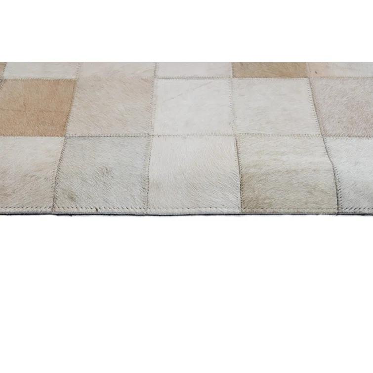 Bashian H112-CA-8X10-H44 8 x 10 ft. Santa Fe Contemporary Leather Hand Stitched Area Rug, Camel