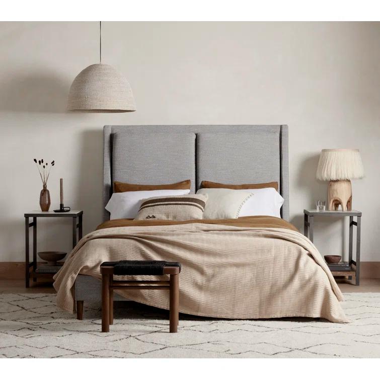 Rexford Platform Bed - Cream / King
