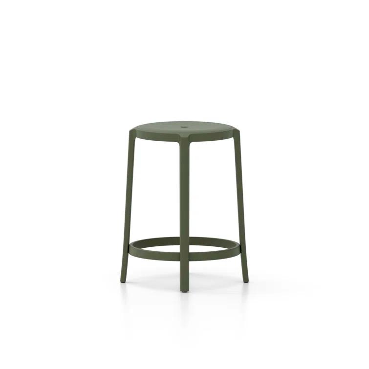 On & On Recycled Plastic Seat by Edward Barber and Jay Osgerby