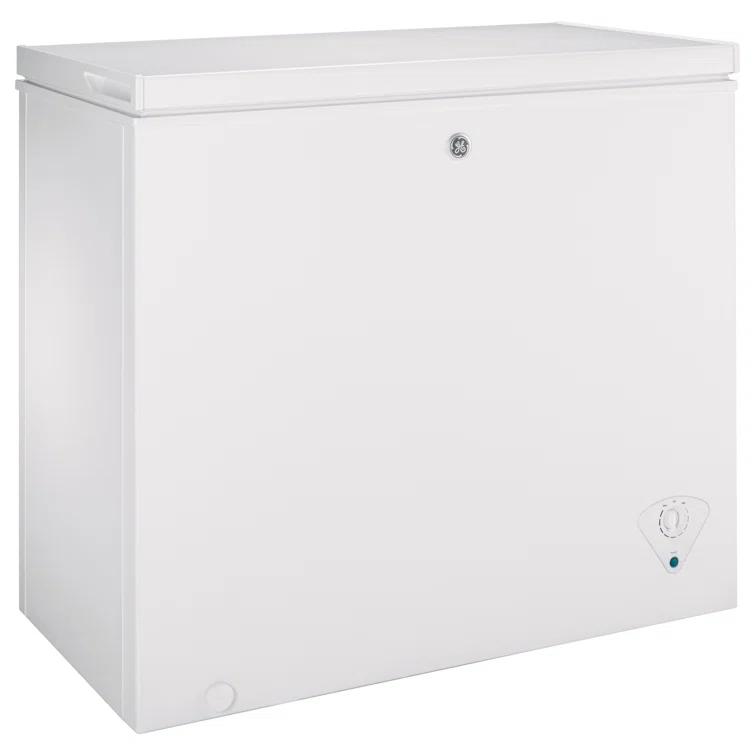 GE Appliances GE 7.0 Cu. Ft. Manual Defrost Chest Freezer