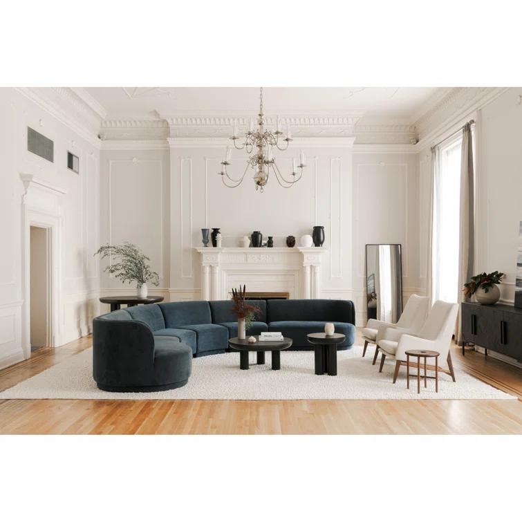 Peagan Indoor / Outdoor Round Coffee Table