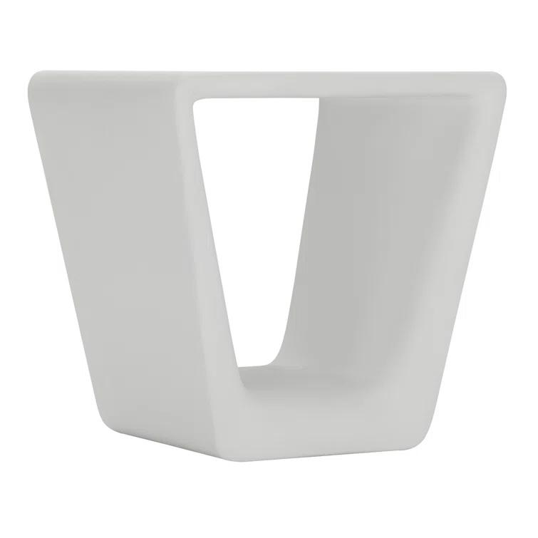 Hyannis 19.31'' Stone Outdoor Side Table