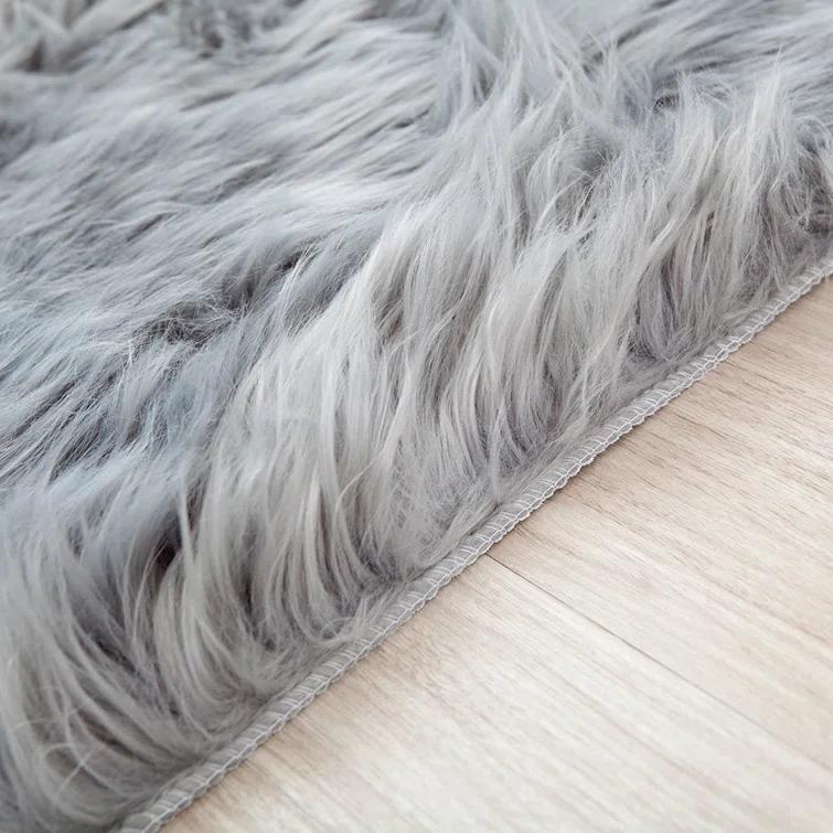 Luxury Faux Sheepskin Fur Area Rug Soft Fluffy Rugs, Shag Plush Carpet Faux Fur Rug For Bedroom Floor Sofa Living Room
