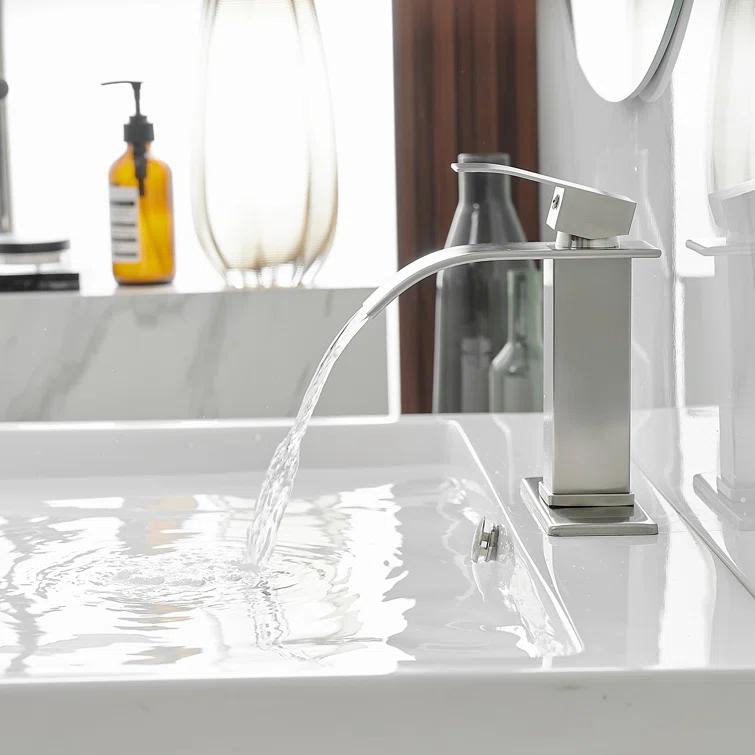 Single-Hole Single-handle Bathroom Faucet