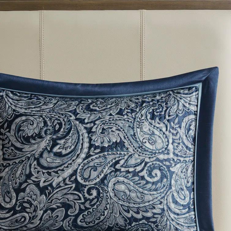 Madison Park Aubrey 5 Piece Jacquard Bedspread Set with Throw Pillows