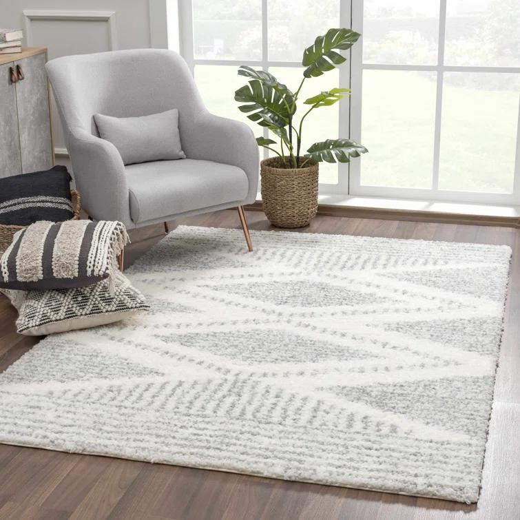 Union Rustic Hrinda Indoor Rug