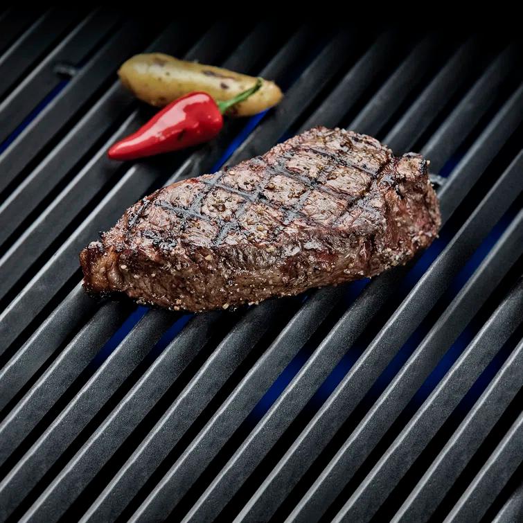 Broil King Broil King Signet 320 3-Burner Grill in Stainless Steel