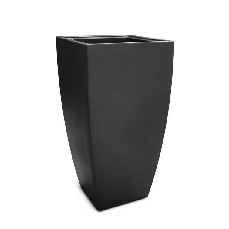 Mayne Inc. Vernamae  Resin Pot Planter With Water Reservoir