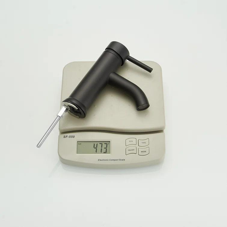 Single-Hole Single-handle Bathroom Faucet with Drain Assembly