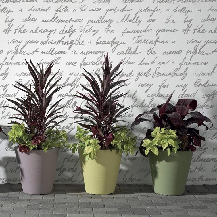 Madison Indoor/Outdoor Modern Round Planter