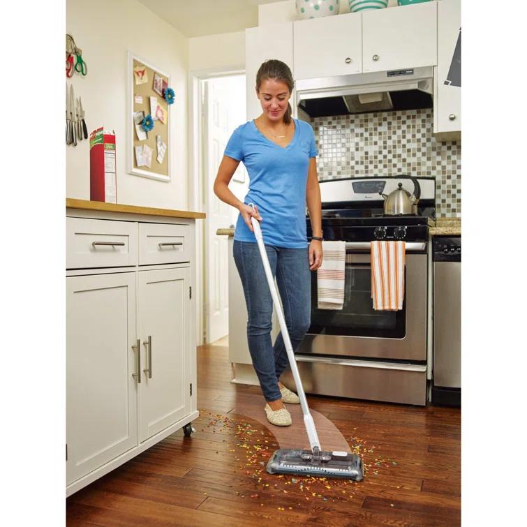 BLACK+DECKER Floor Sweeper, 50 Minutes Runtime, Powder White