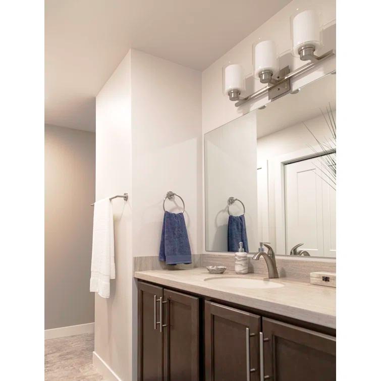 Graz Wall Mounted Towel Bar