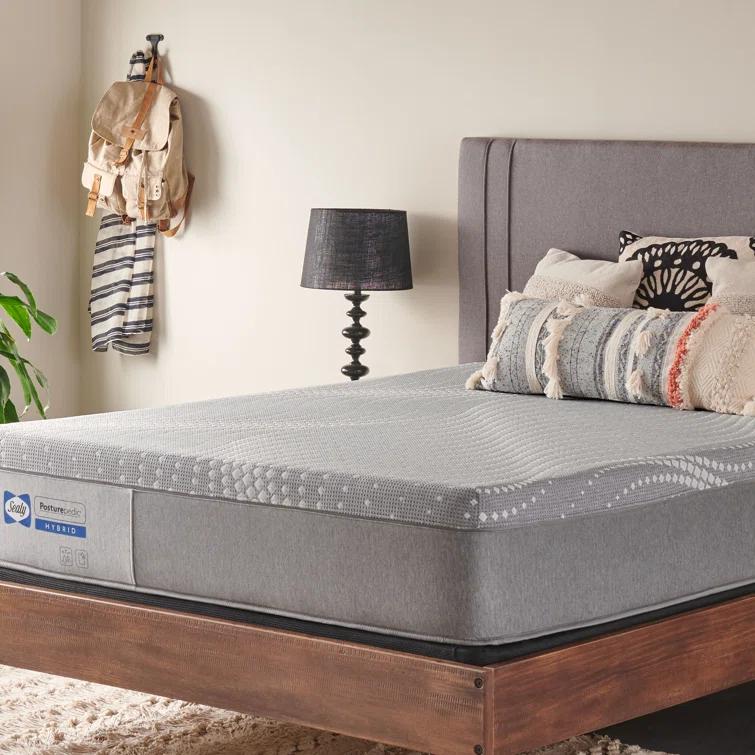 Sealy Sealy Paterson 12" Medium Hybrid Mattress