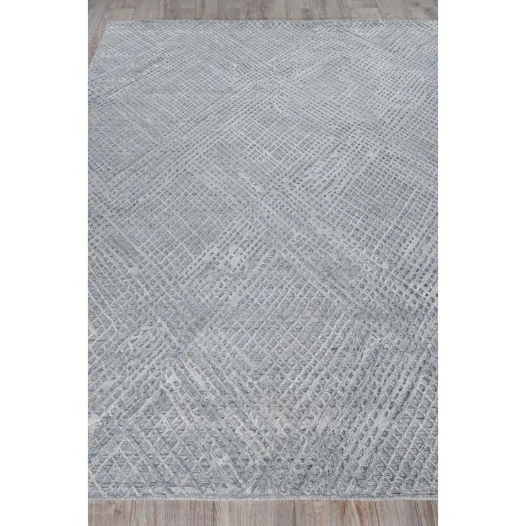 Rectangle Crescendo Hand Loomed Synthetics Area Rug in Silver