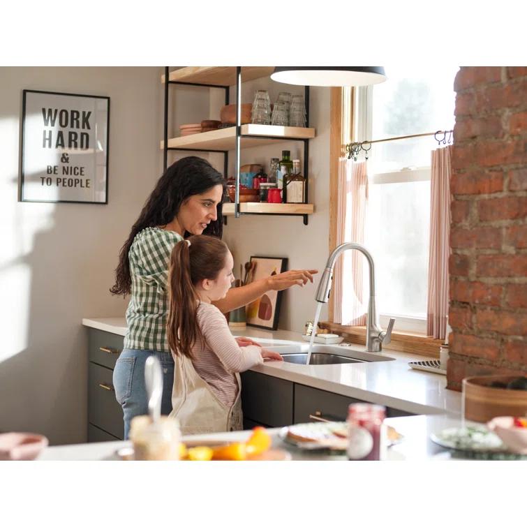 Haelyn Touchless Single-Handle Pulldown Sprayer Kitchen Faucet with MotionSense Wave and Power Clean