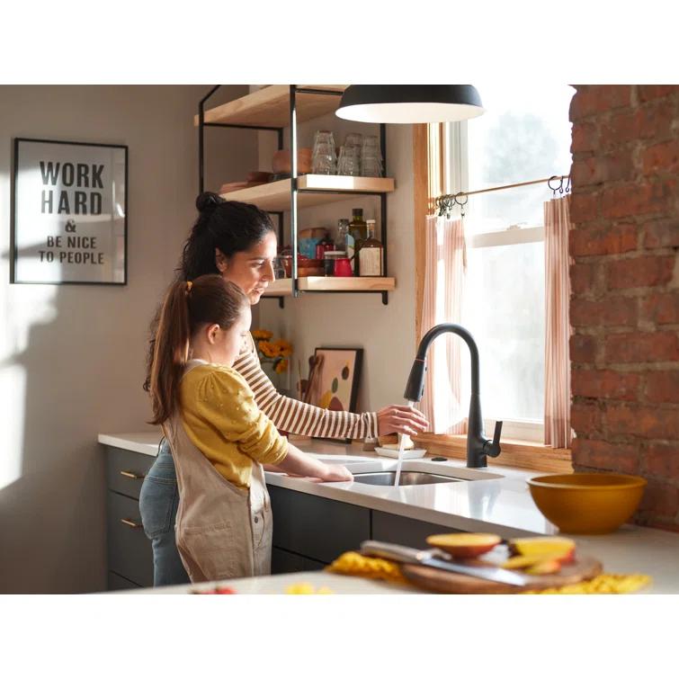 Haelyn Touchless Single-Handle Pulldown Sprayer Kitchen Faucet with MotionSense Wave and Power Clean