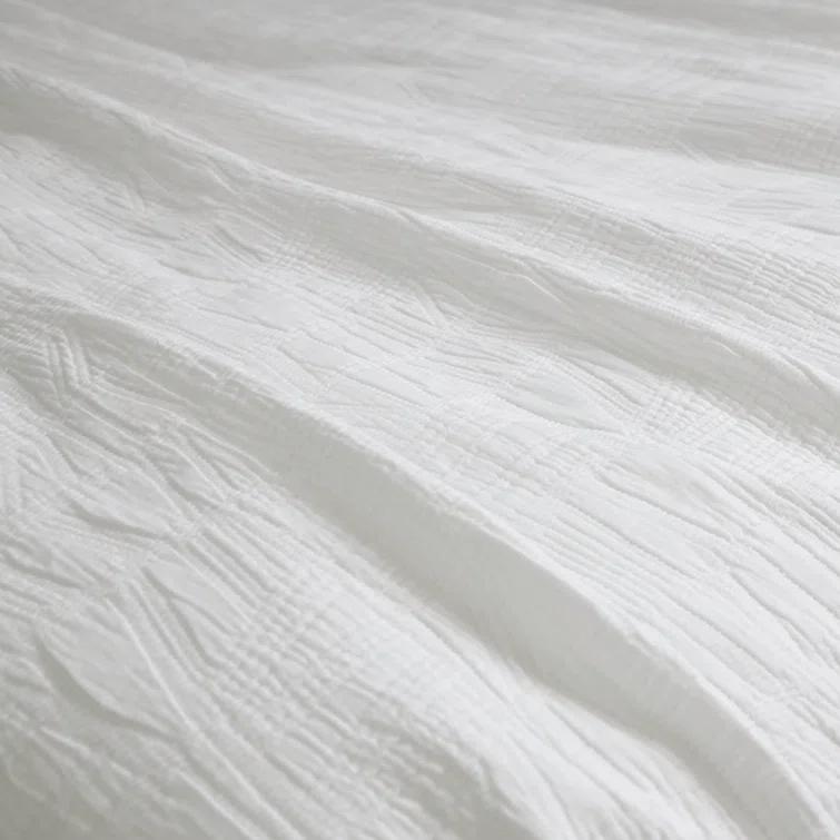 Harbour Farmhouse / Country Cotton Coverlet