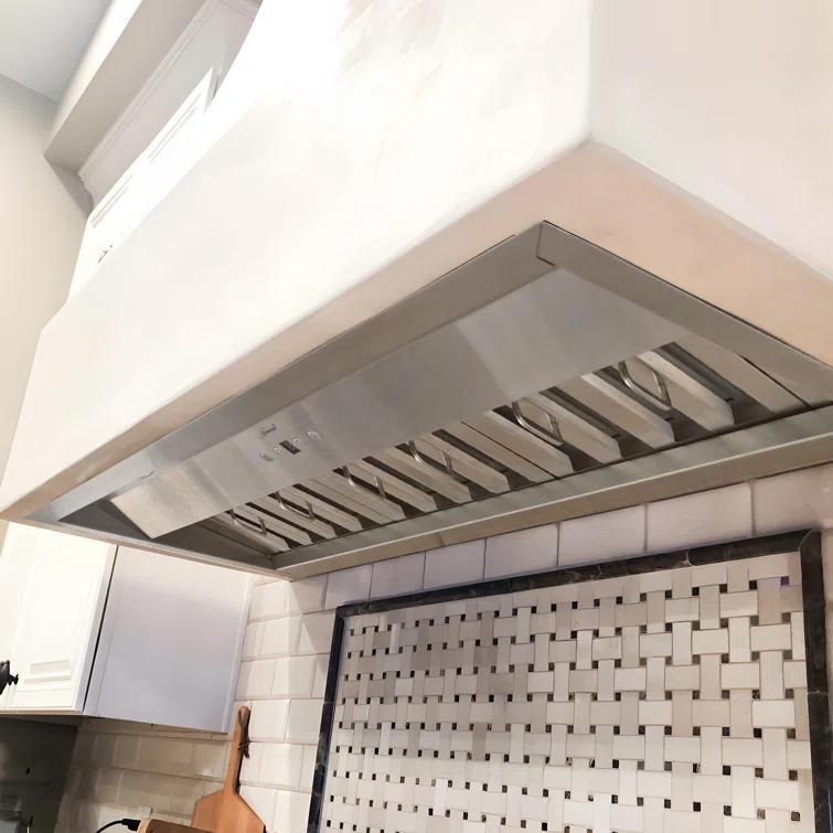 Akicon Stainless Steel 600 CFM Ducted (Vented) Insert Range Hood with Charcoal Filter