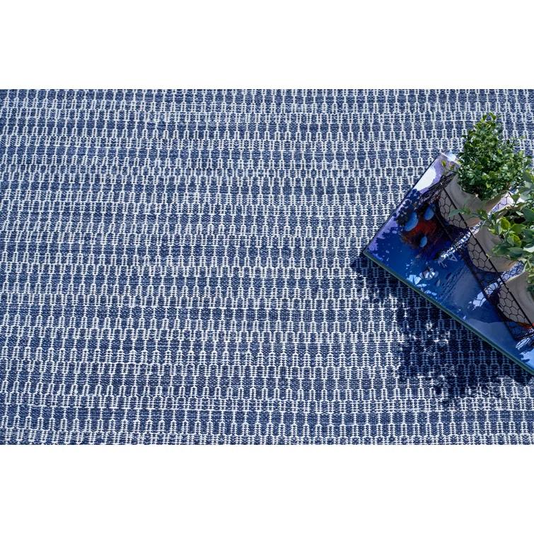 Rectangle Florence Navy/White Handmade Recycled P.E.T. Area Rug