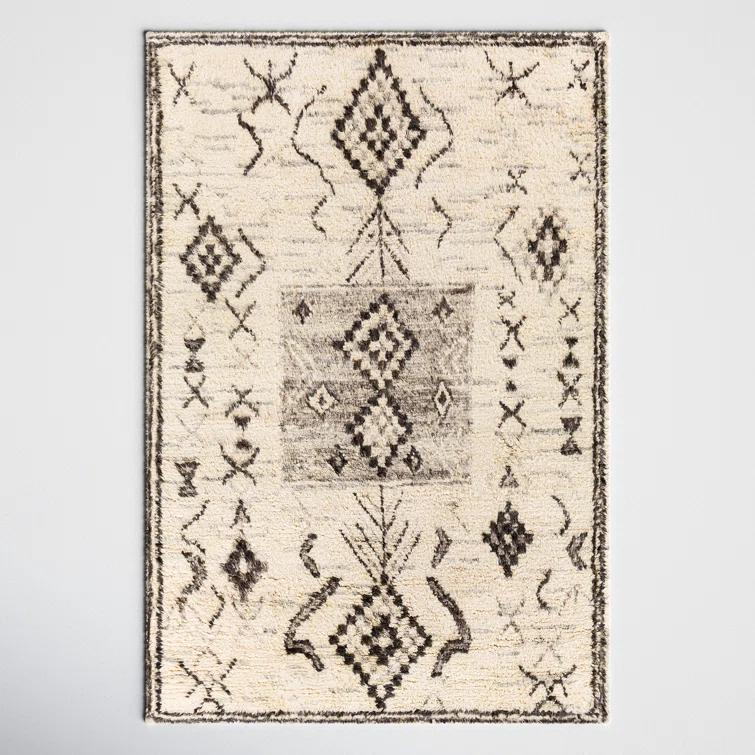 Clive Southwestern Hand-Knotted Wool Cream/Gray/Black Area Rug