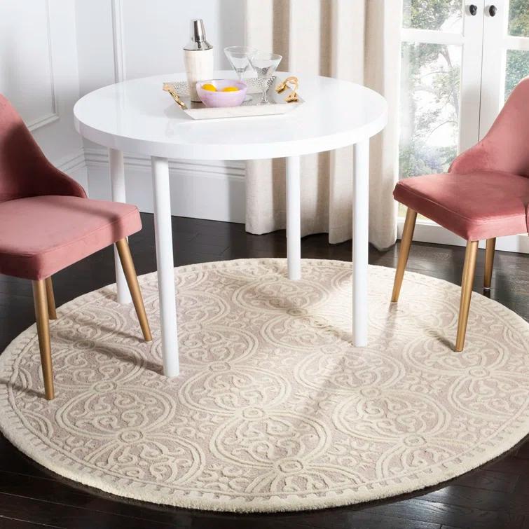 SAFAVIEH Cambridge Leslie Geometric Wool Area Rug, Light Pink/Ivory, 2'6" x 4'