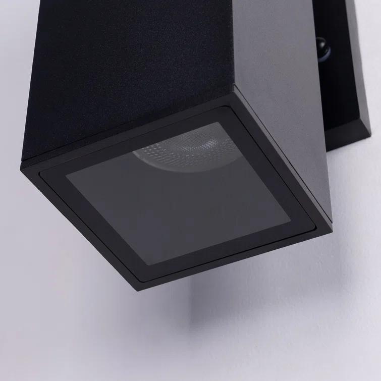Alvisa Outdoor Wall Light in 2 Lights with Aluminum