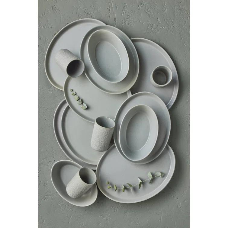 Stone by Mercer Project Katachi 16-Piece Dinnerware Set Stoneware