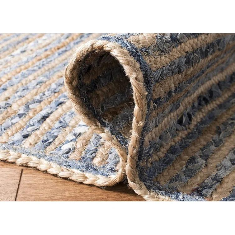 Williar Hand Woven Jute Rug