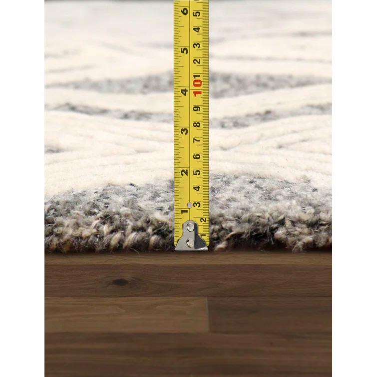 Hand Tufted Viscose Geometric Rug