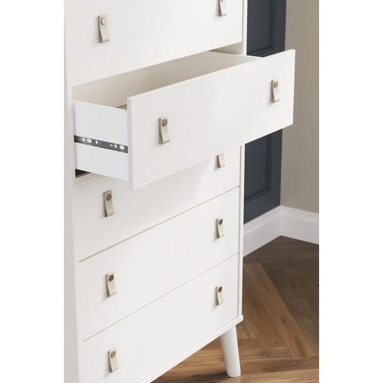 George Oliver Cherylle 29.88'' W 5 - Drawer Dresser