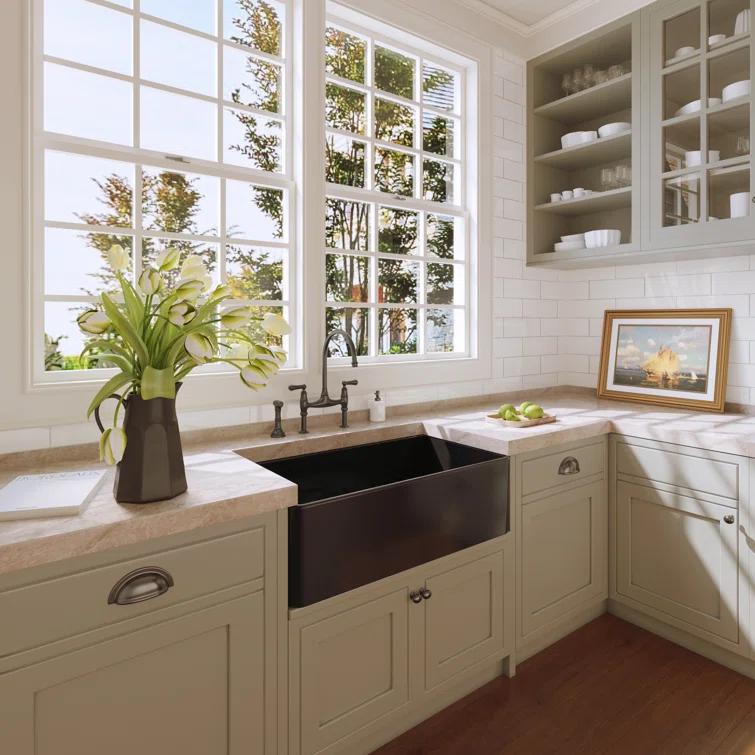 Hadley 33" L x 18" W Fireclay Farmhouse Kitchen Sink with Sink Grid & Basket Strainer