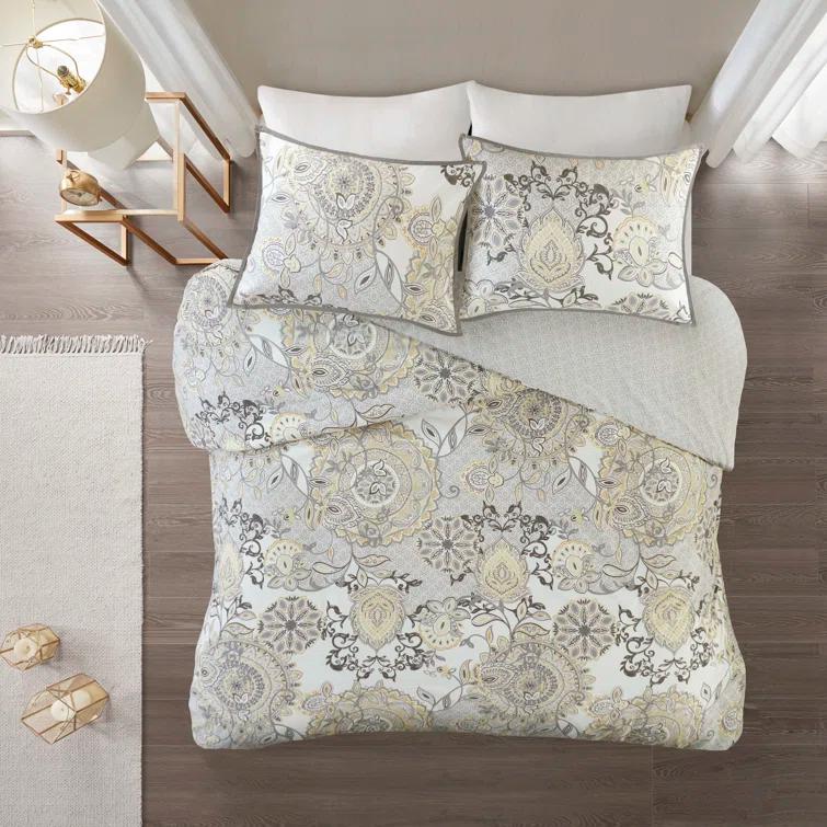 Madison Park Isla 3 Piece Reversible Cotton Floral Duvet Set