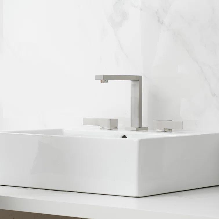 Widespread Single-handle Bathroom Faucet with Drain Assembly