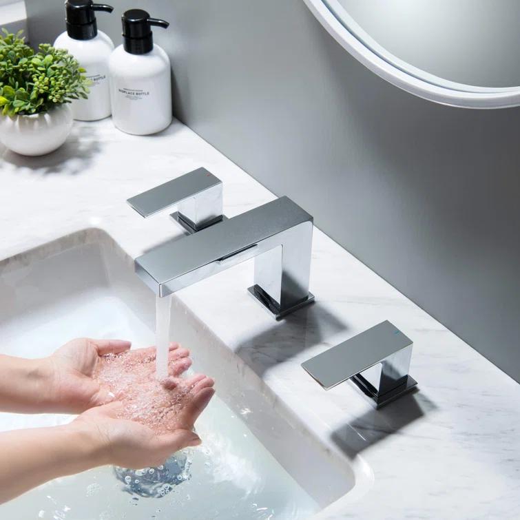 Cube Widespread Faucet 2-handle Bathroom Faucet with Drain Assembly