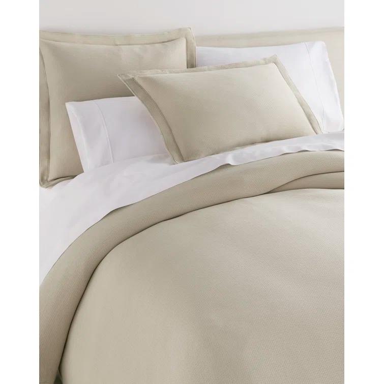 Peacock Alley Angie Matelasse Coverlet