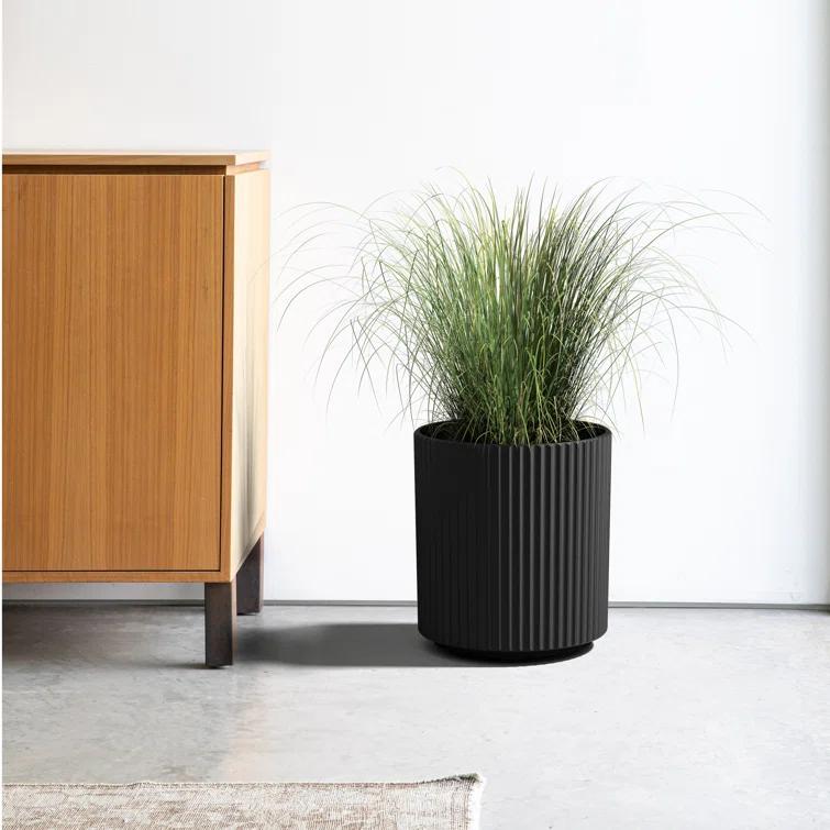 Demi Series Round Planter