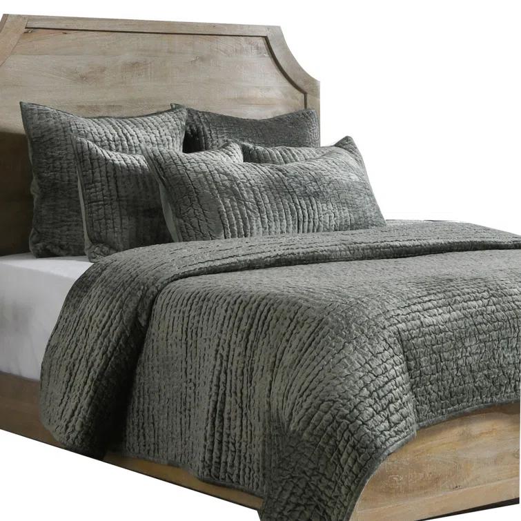Dimitry 100% Rayon Velvet Sage Green Queen Quilt by Kosas Home