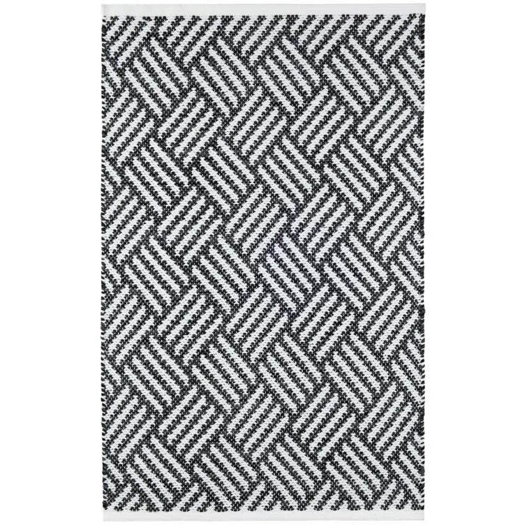 Crisscross Black Handwoven Indoor/Outdoor Rug