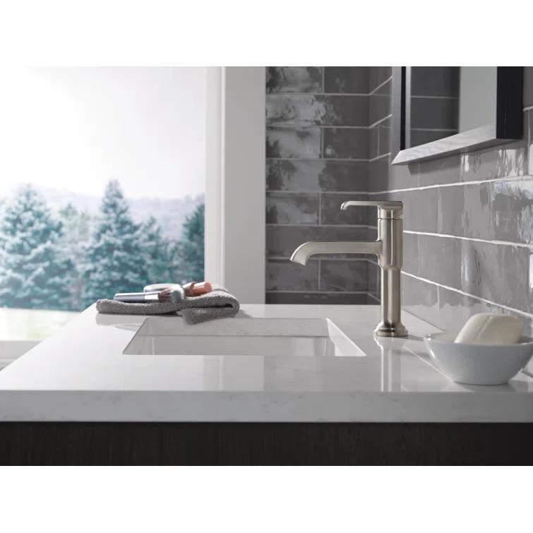 Tetra Single Hole Bathroom Faucet, Single Handle Bathroom Sink Faucet with Drain Assembly