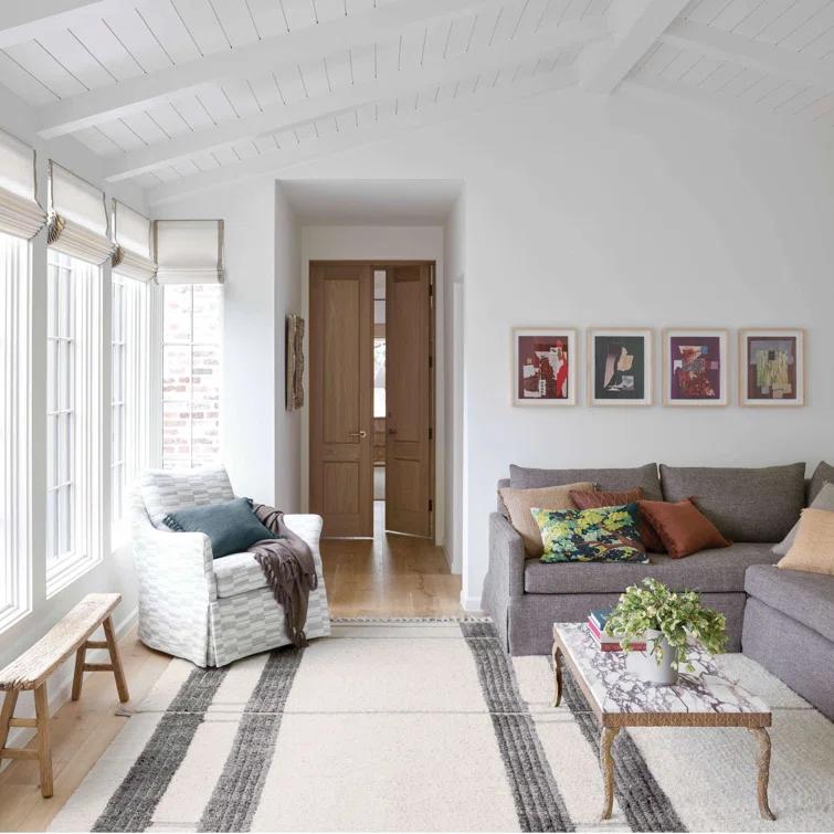 Everett Ivory/Grey Hand Knotted Wool Rug
