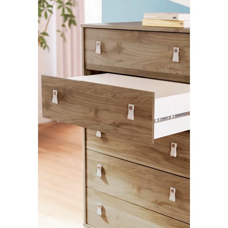 Aprilyn 5 Drawer 29.88" W Lingerie Chest withInterchangeable Leather Handles