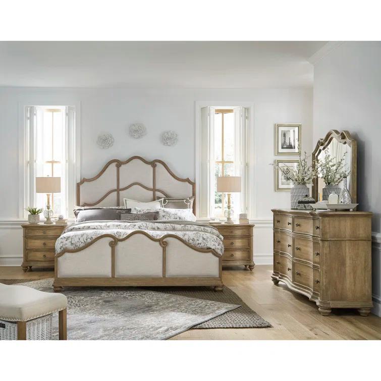 Pulaski Furniture Weston Hills Scrollwork Upholstered Bed