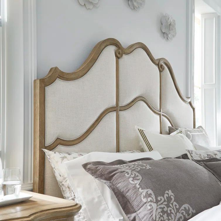 Pulaski Furniture Weston Hills Scrollwork Upholstered Bed