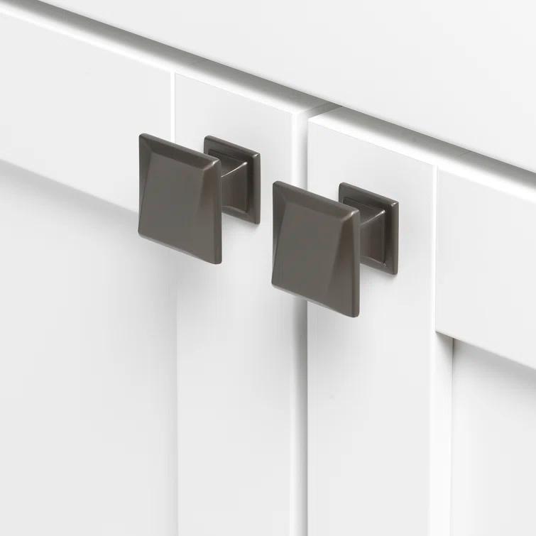 Giana Collection 1 1/4" Length Square Knob Multipack